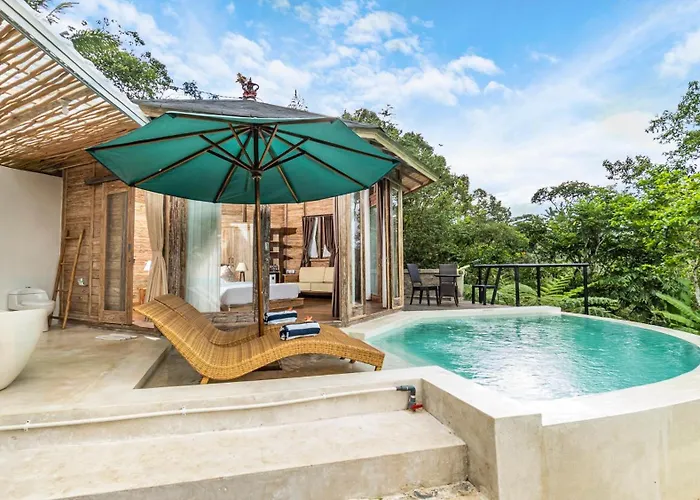 Anja Ubud *